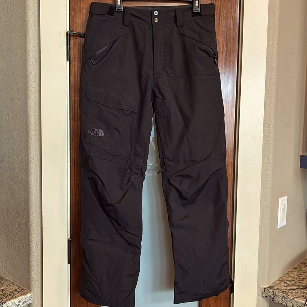 Men’s North Face Ski/Snowboard Insulated Pants - Black Freedom Style - Sz. M